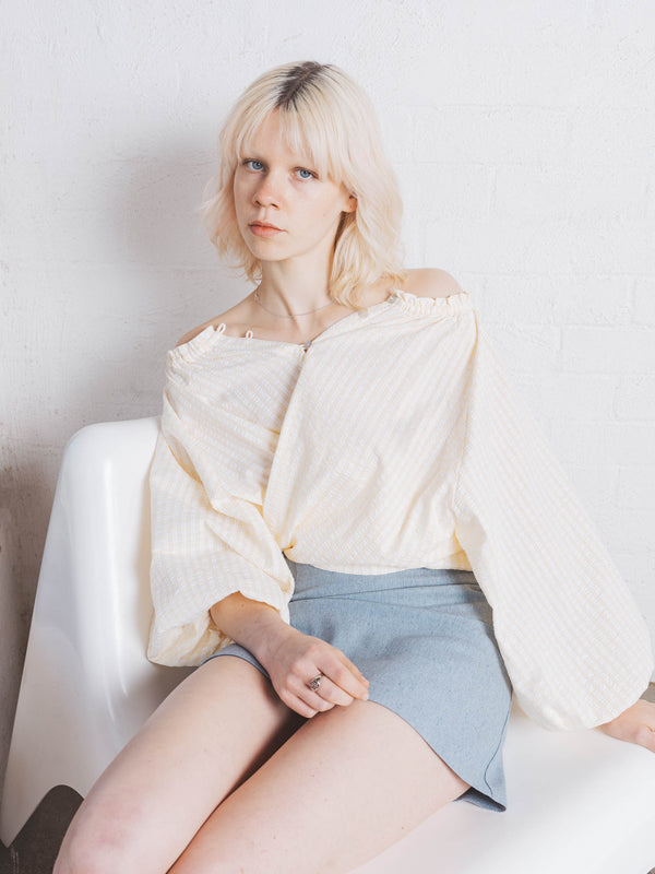 The Peddler Top in Butter Seersucker